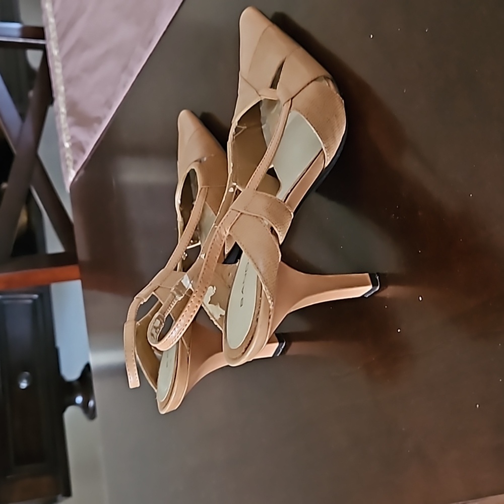 Shoes - Picture 2 of 3